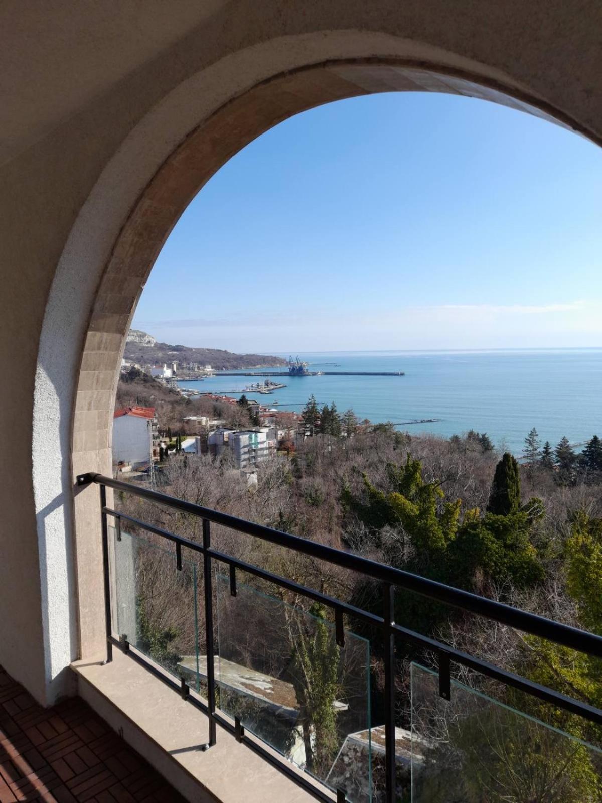 Queen'S Palace Balchik Apartment Exterior photo