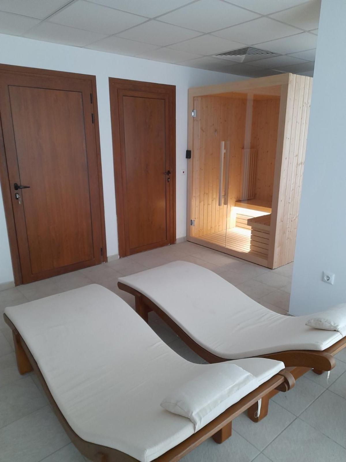 Queen'S Palace Balchik Apartment Exterior photo