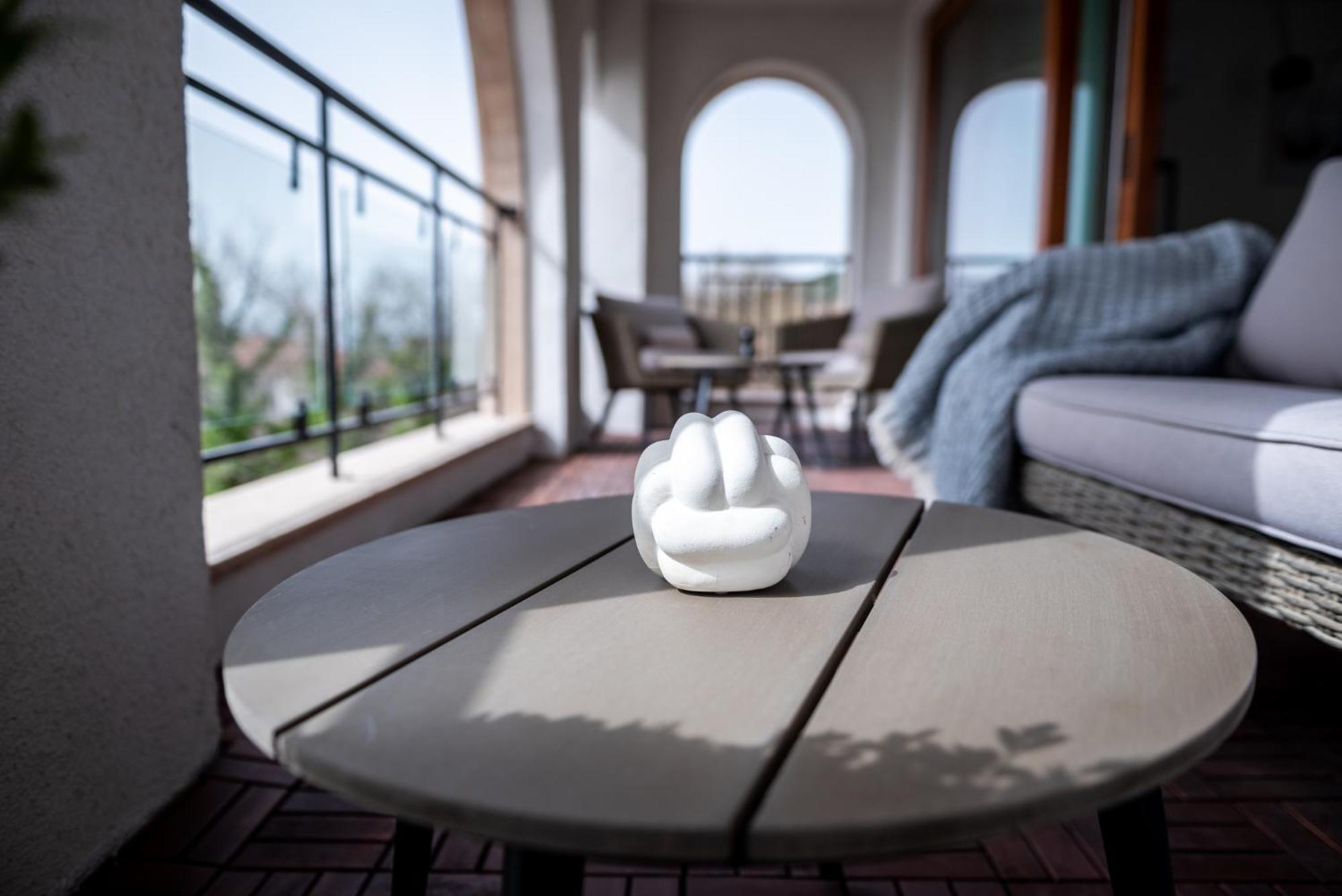 Queen'S Palace Balchik Apartment Exterior photo