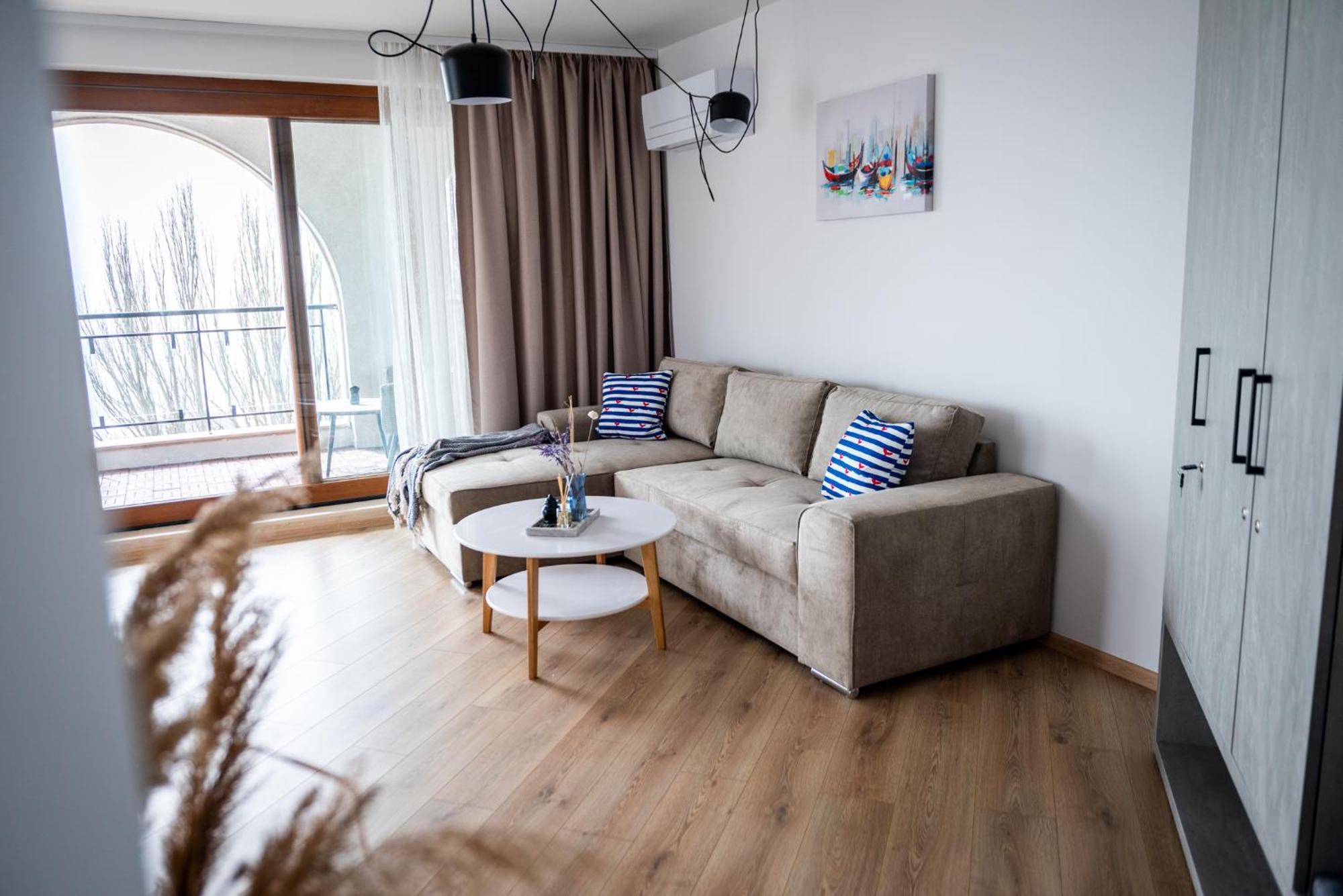 Queen'S Palace Balchik Apartment Exterior photo
