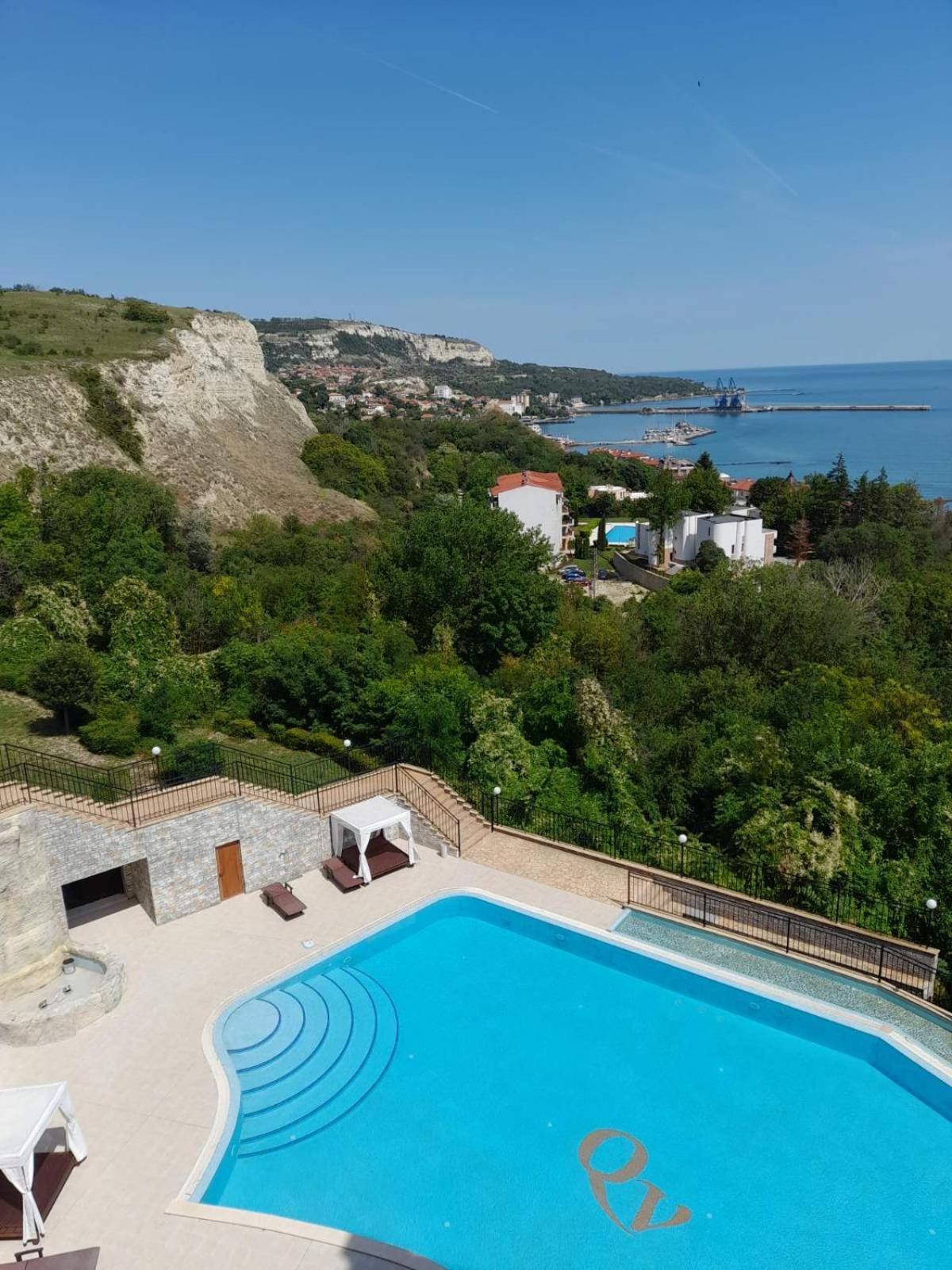 Queen'S Palace Balchik Apartment Exterior photo